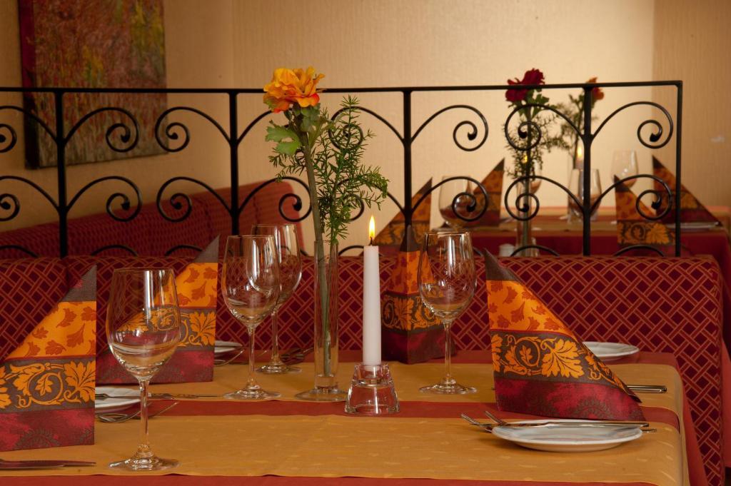 Hotel Restaurant Sonnenhof Weyerbusch Bagian luar foto